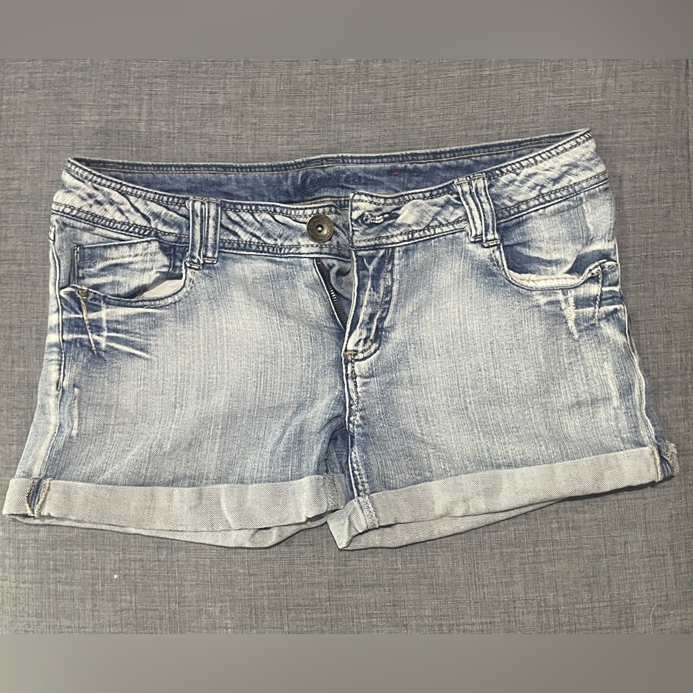 Candie's Light Blue Denim Rolled-Hem Shorts